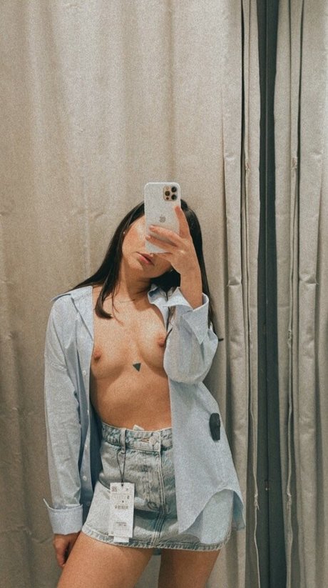 Julieta Baldon pornstar nude photo