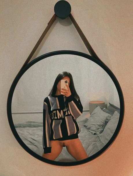 Julieta Baldon exclusive actress pics