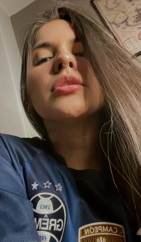 Julieta Baldon exclusive model pictures