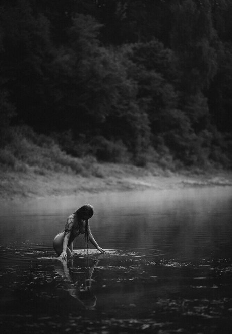 thinloth star hot images