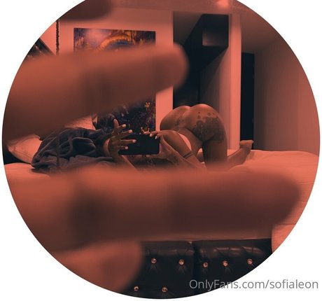 Sofia Leon top model picture