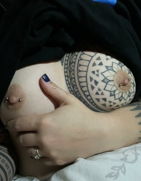 mmm4445 model xxx photo