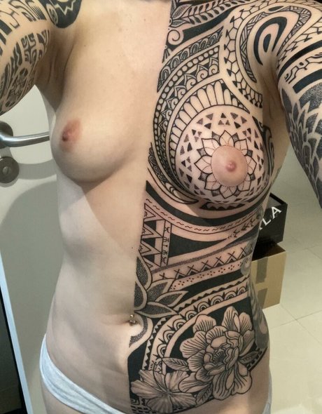 mmm4445 sexy model pic