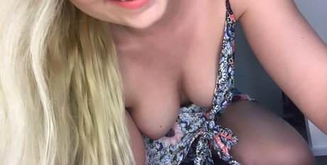 Doce Mel nice actress photos