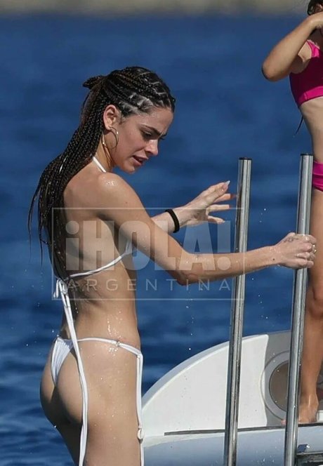 Martina Stoessel hot actress photo