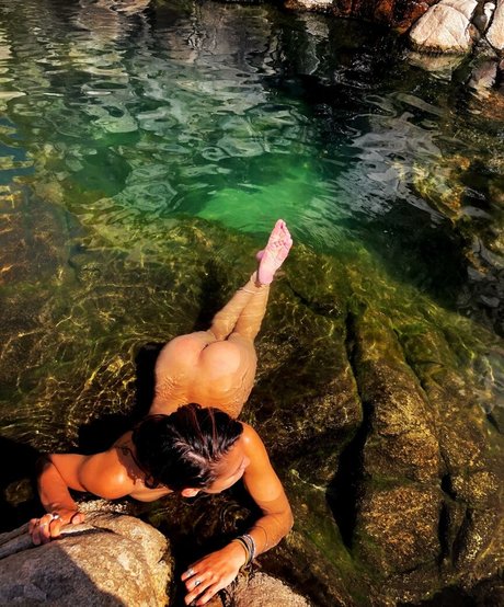 Evie Eternal star adult gallery