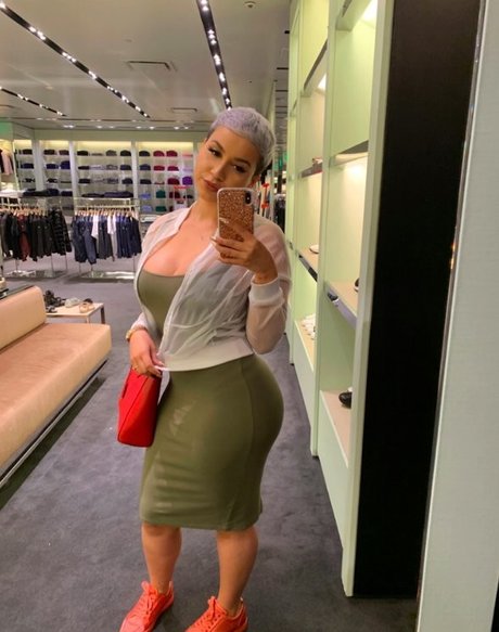 Stephmurves nudes pornstar gallery