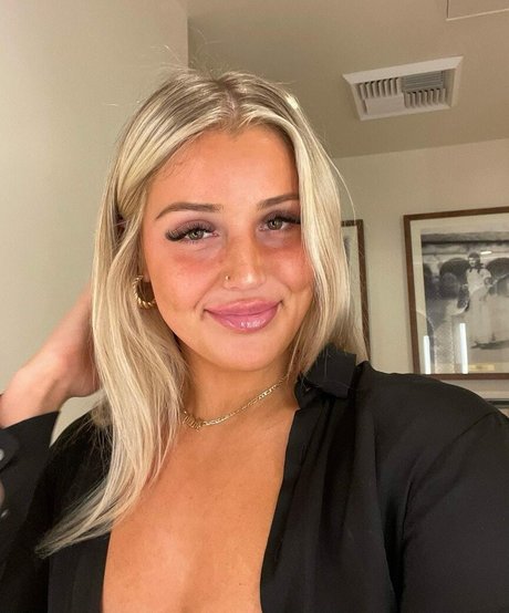 Faith Rendeiro top model pics