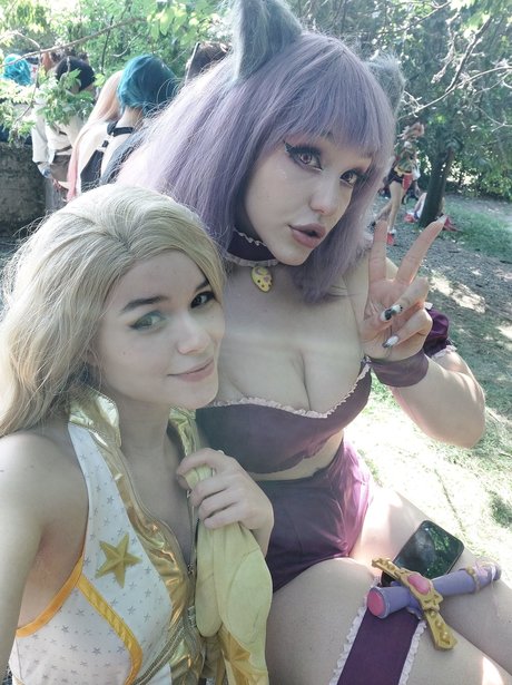 Inu A Akane hot actress image