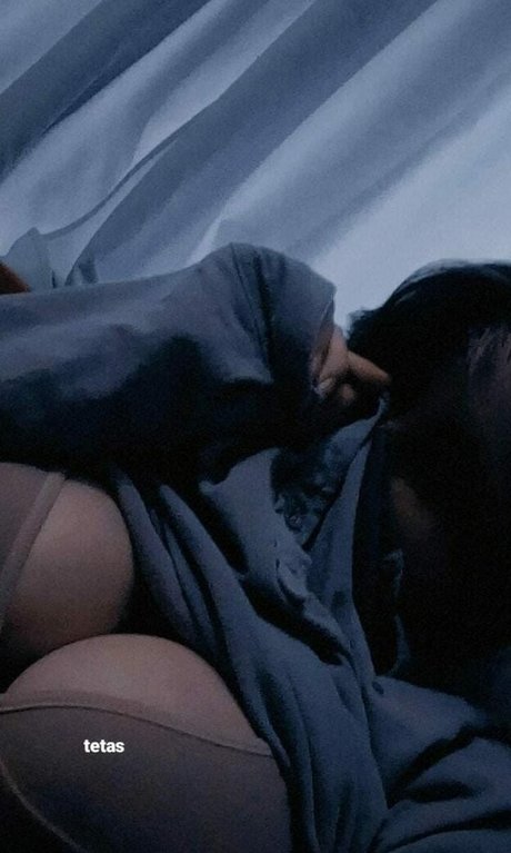 Mafuyh pretty model photo