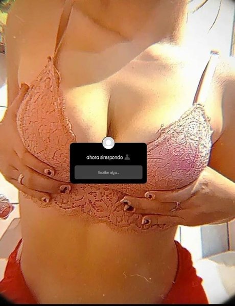 Mafuyh nudes model photos