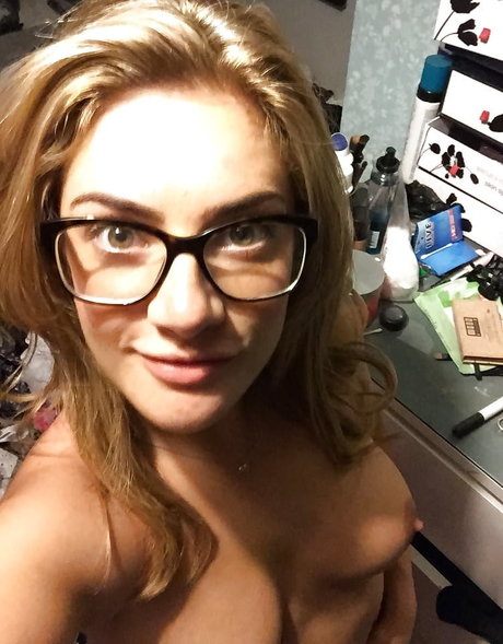 Isabel Hodgins pornstar best pic