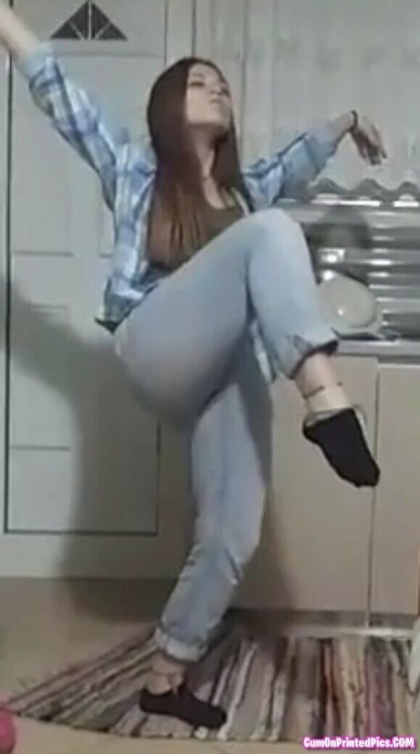 Aria Paria model pornographic picture