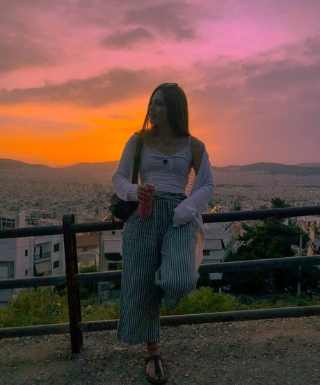 Aria Paria model pornographic pics