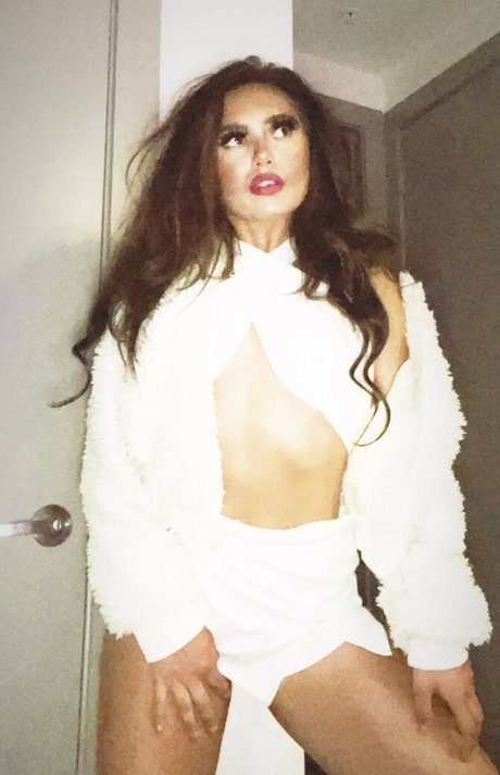 Shari G nudes model galleries