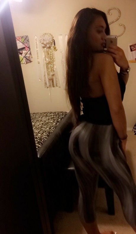 Shari G star exclusive images