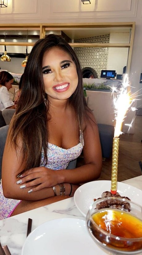 Shari G adult star photos