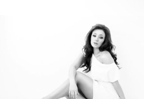 Leah Remini pornstar erotic photo