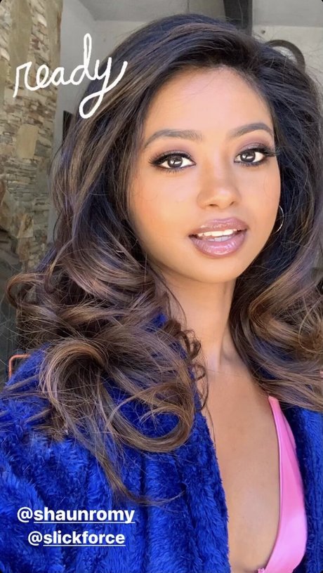 Shaun Romy model nudes pic