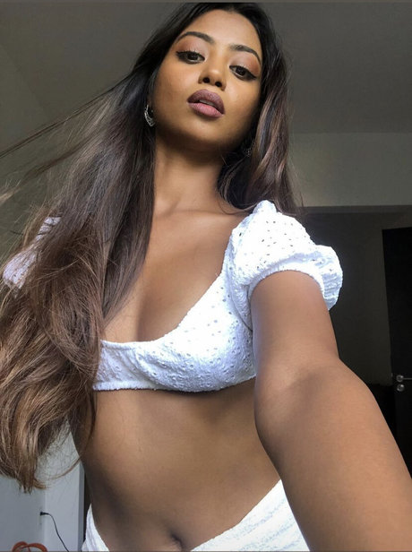 Shaun Romy pretty model galleries