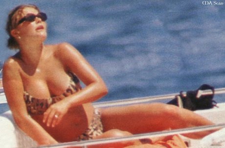 royals star top image