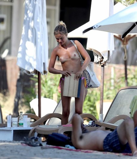 royals pornstar perfect archive