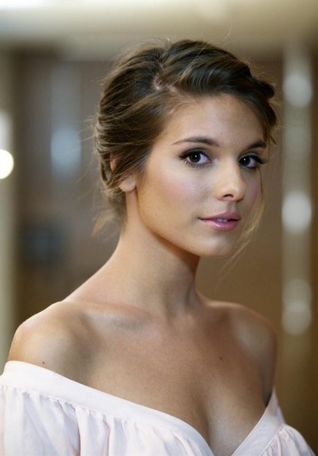 Caitlin Stasey xxx star archive
