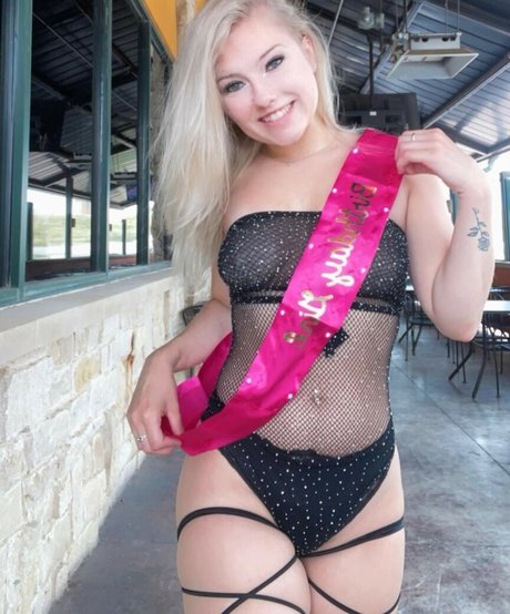 twistedstormzz nude pornstar photos