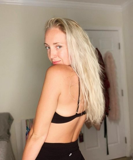 the jeneva model hd galleries