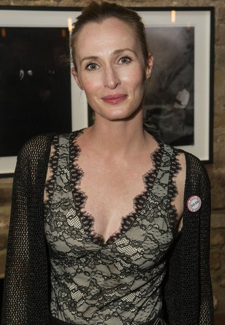 Genevieve O Reilly model nude img