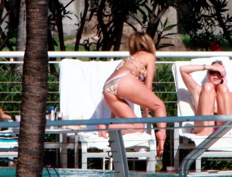 Jennifer Anniston star erotic picture