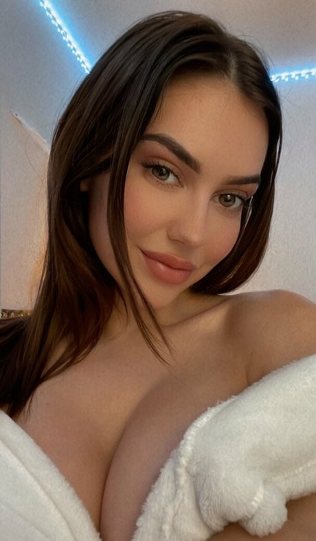 OliviaMaeBae pornstar xxx archive