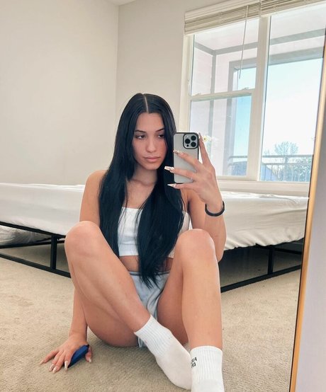 Danielle Briski porn actress archive