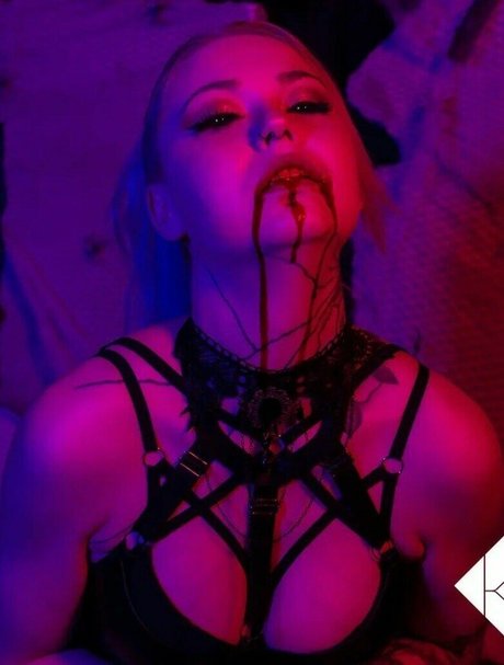 Sinchen naked pornstar pics