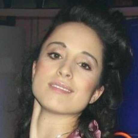 Stephanie Stumph sexy actress picture