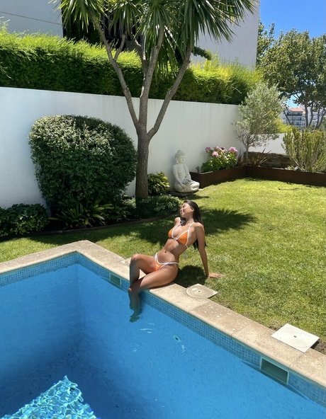 angelinooor sex model picture