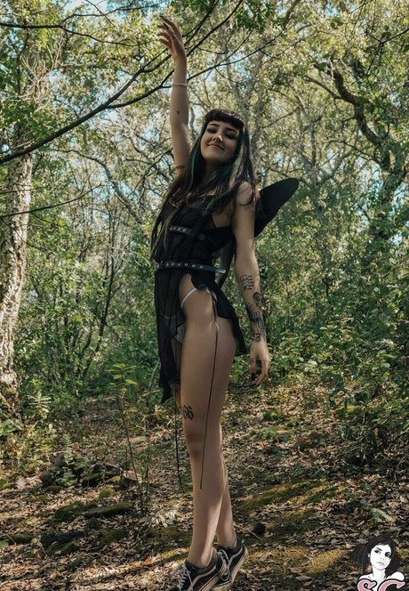 Lunathefairyy pornstar naked archive