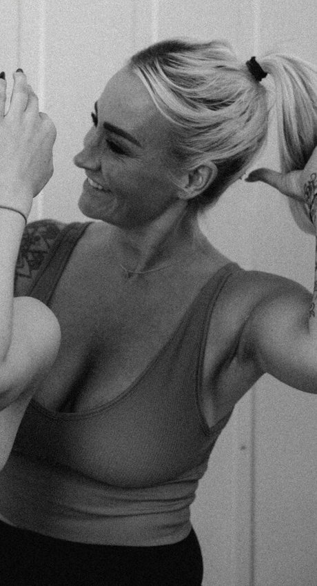 lesbian seduction onlyfans sex photos