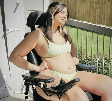 sydnidupre model pornographic images