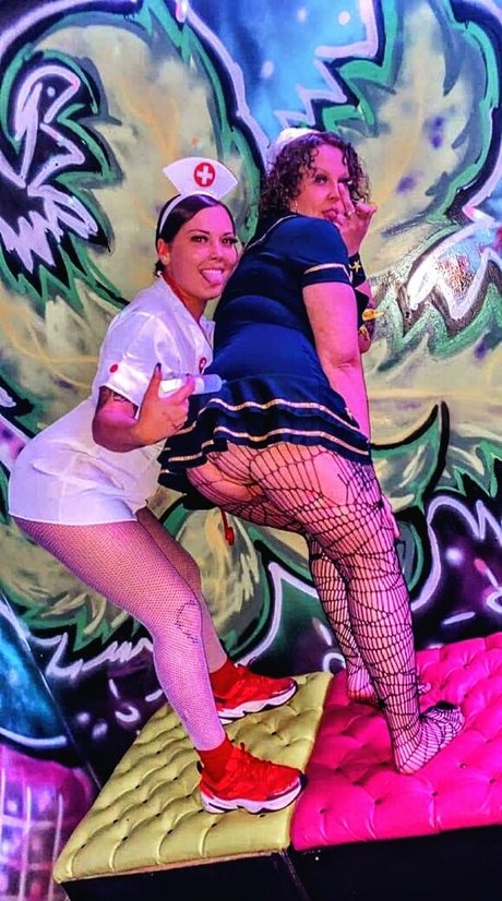 KeyLoveLee pornstar erotic pic