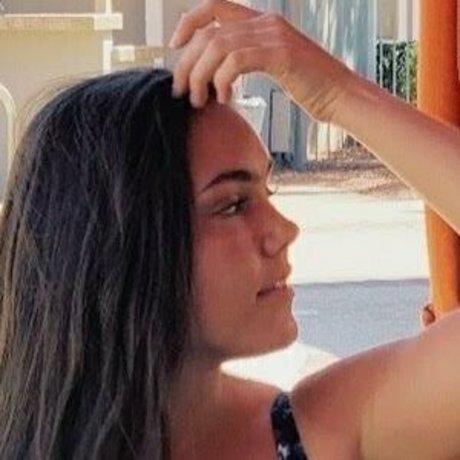 Maggie W high quality star img