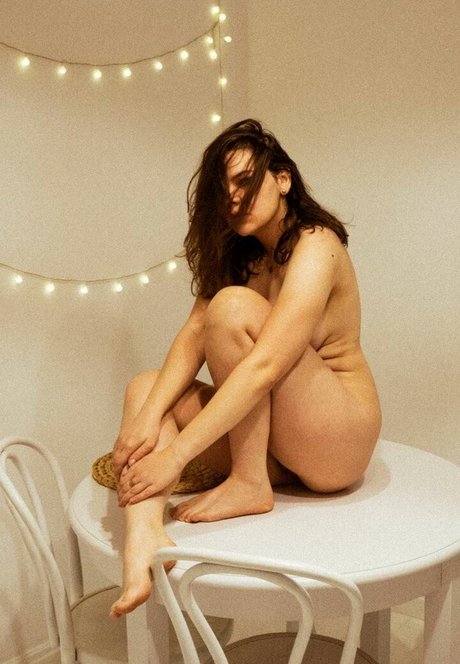 Joanna Wolinska nude star gallery