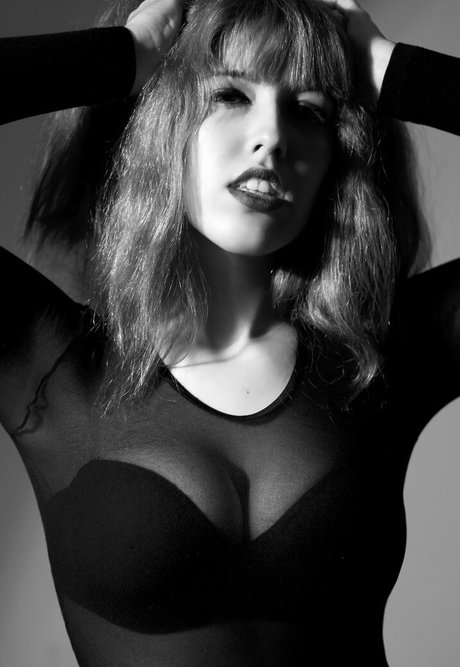 Michii s Diary model erotic gallery