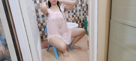 Moniica Hija exclusive model pictures