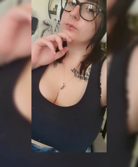 Malaafterdark free pornstar photos