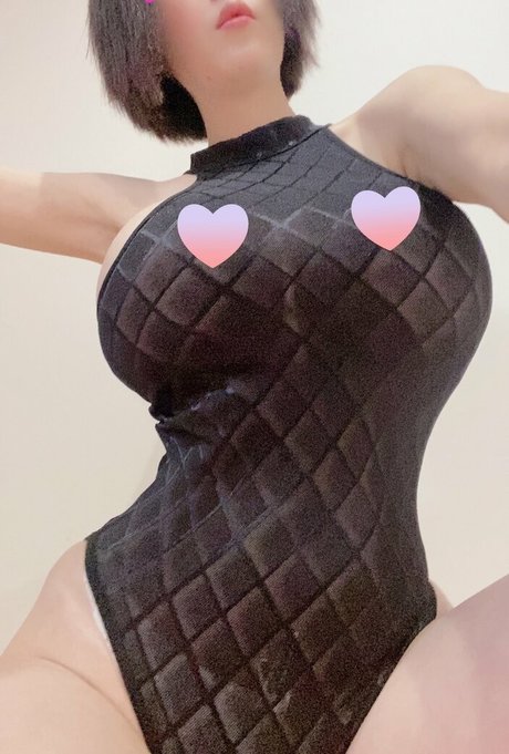 Yuria Mitsushima exclusive star picture