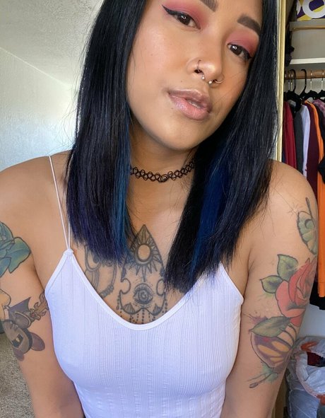 shinyxcharm93 nude actress images