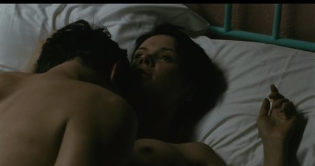 Andrea Osvart model erotic photos