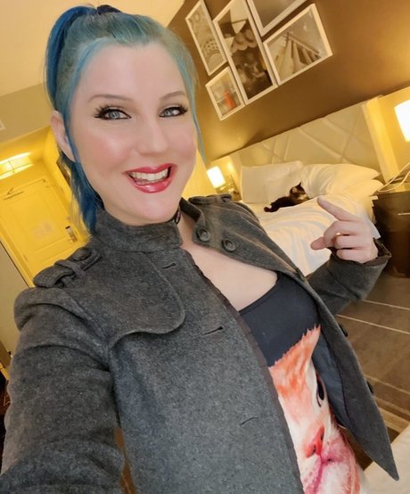 Leva Bates erotic pornstar image