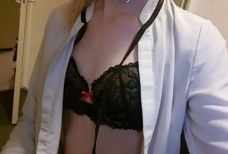 Transgirl1999 pornographic model galleries